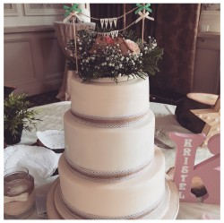 Wedding Cake Rustic